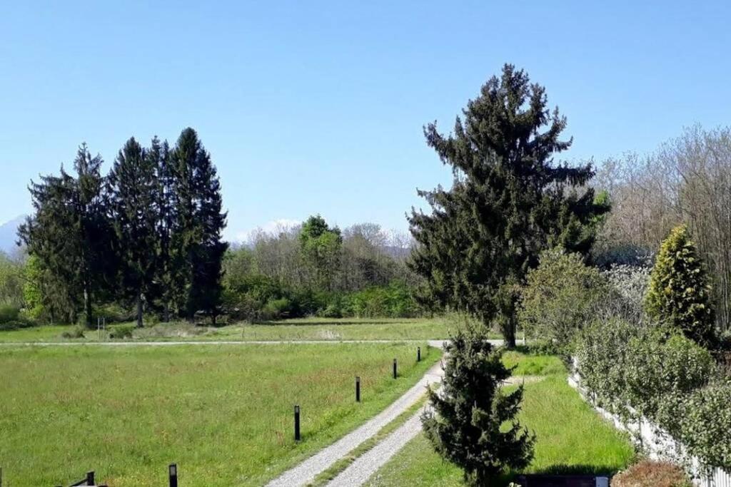 Lozzolo Cascina In Alto Piemonte / Piedmont Countryhouse מראה חיצוני תמונה