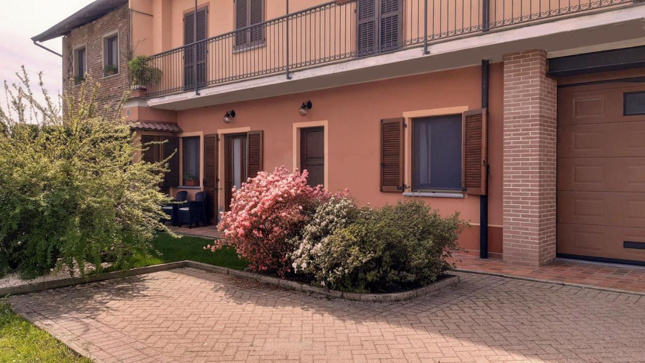 Lozzolo Cascina In Alto Piemonte / Piedmont Countryhouse מראה חיצוני תמונה